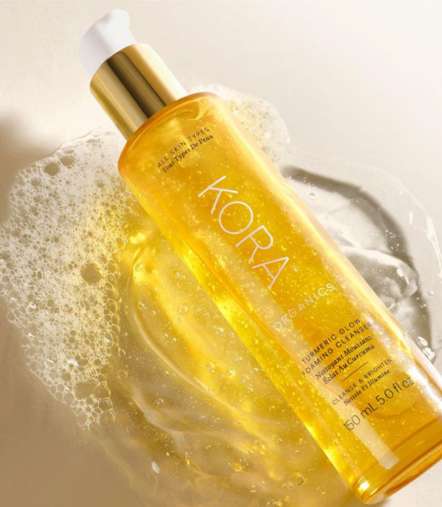 KORA Organics Turmeric Glow Foaming Cleanser, 150 ml.